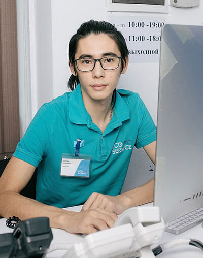 Менеджер